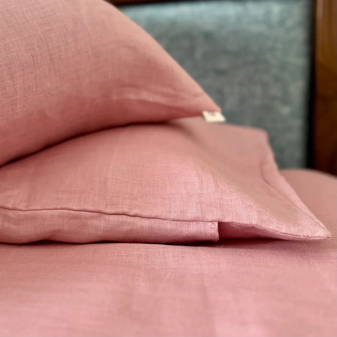 Pravaah King Size Pastel Pink Hemp Bedsheet Set - Bhinasaar