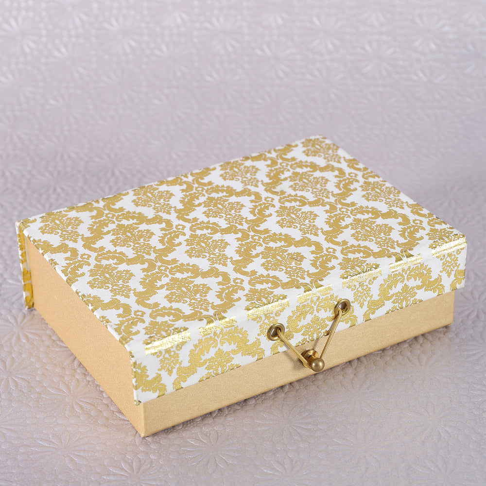 Damask Small Gift Box - 1 pc