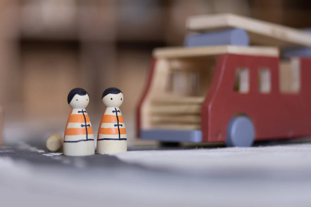 BIRCH & BUG Eco-Hero Fire Truck