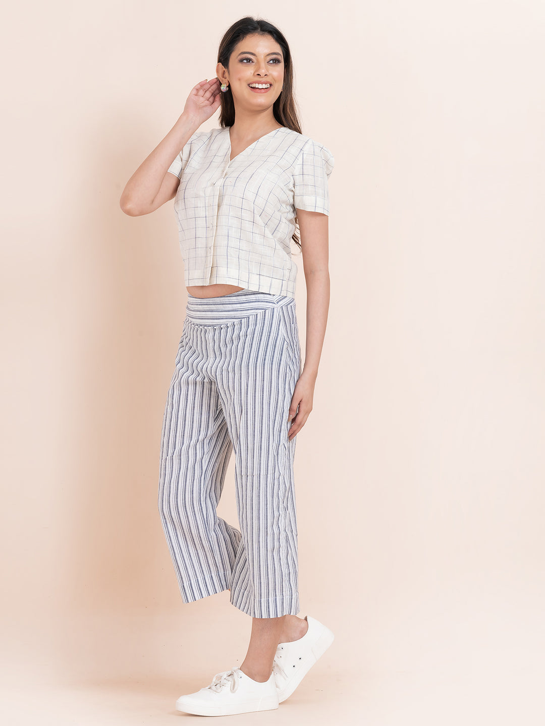 OCAU Basic Striped Wide Leg Cropped Pant - White and Blue Striped