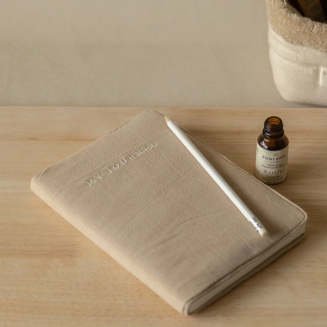 Akiiko Wheat Crinkle Journal