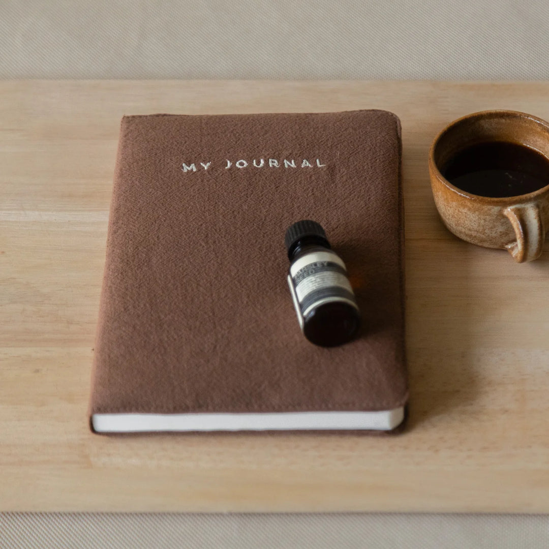 Akiiko Espresso Crinkle Journal