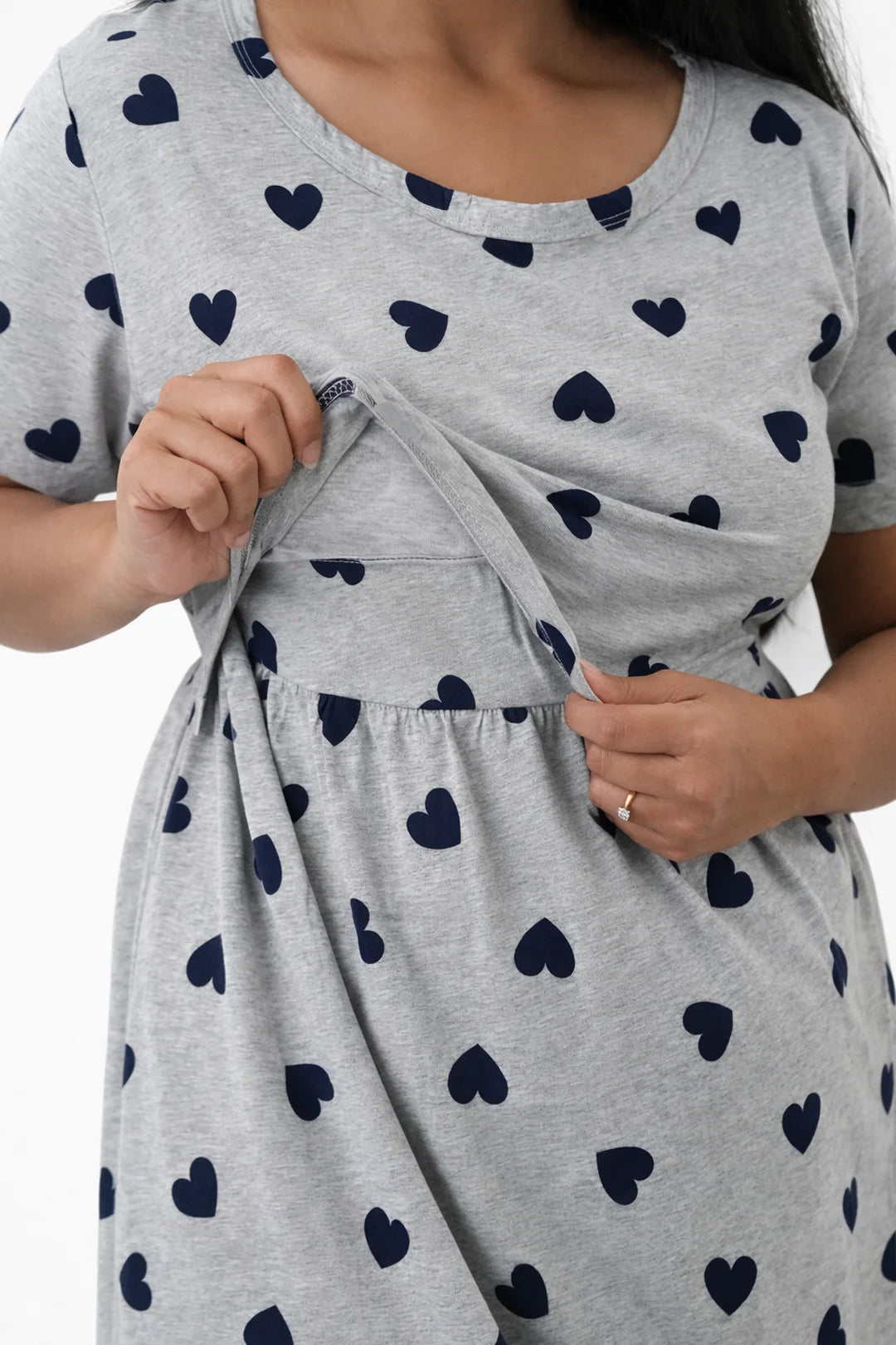Calm Hearts Zipless Feeding Gown