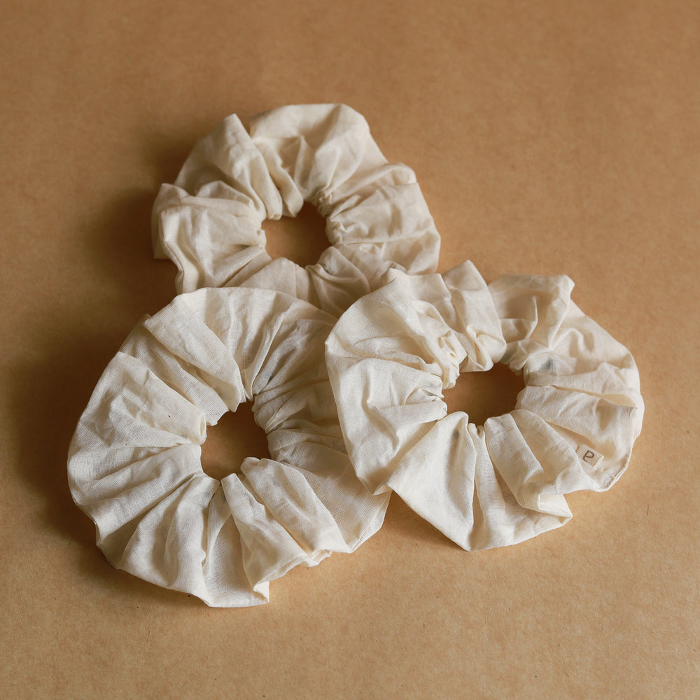 Akiiko Sutachi Scrunchies (Set of 3) - Cotton Canvas - Natural
