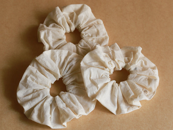 Akiiko Sutachi Scrunchies | Starched Cotton Canvas, Natural | Set of 3