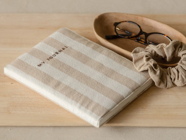 Akiiko Chai Line Crinkle Journal