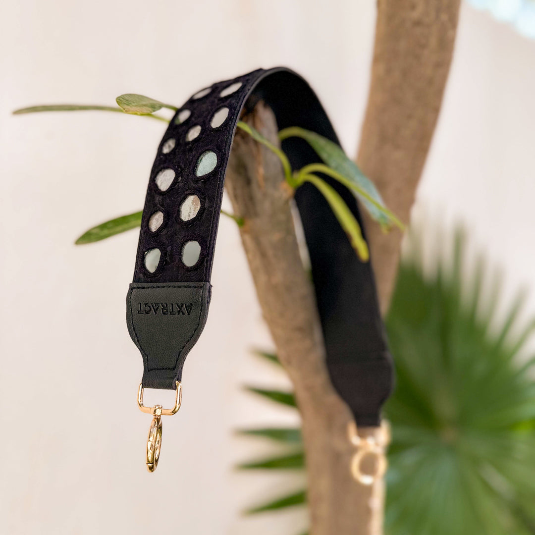 AXTRACT The Mirror Wrap - Jet Black