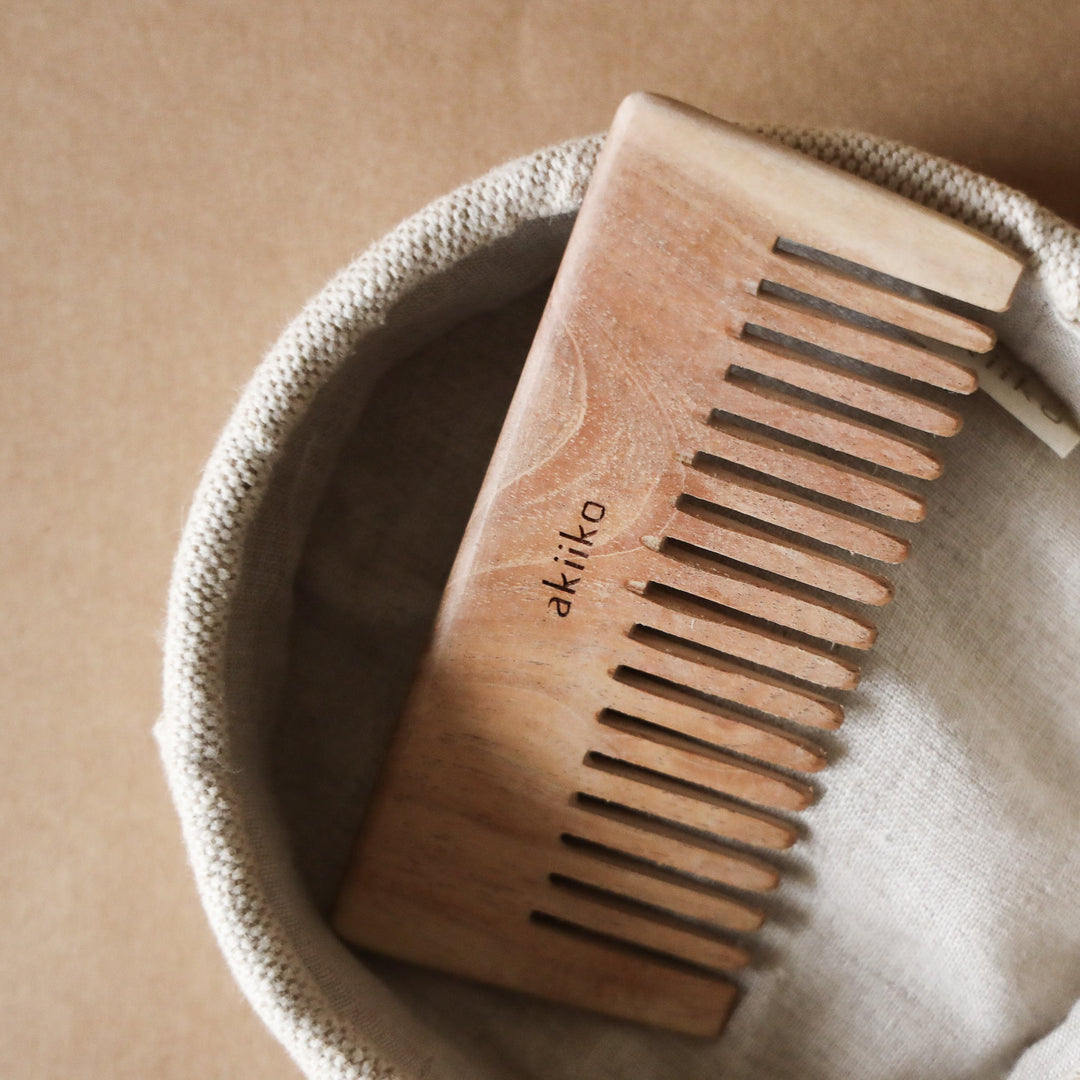 Akiiko Neem Wood Comb (Pack of 3)