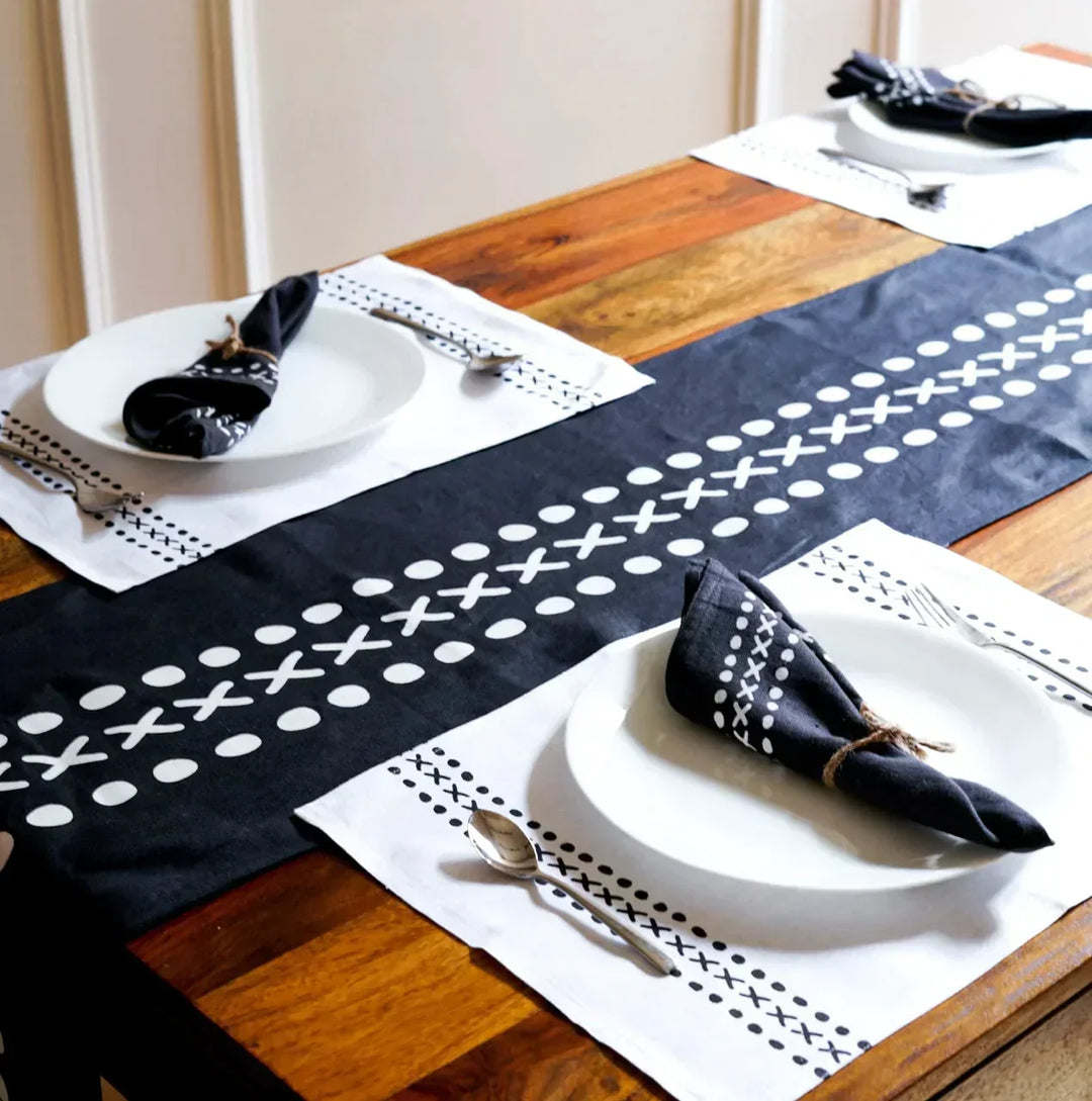 Pravaah Himadri napkins | set of 2/4/6 | black