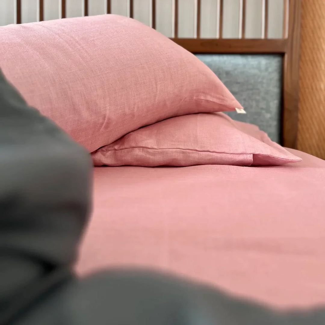 Pravaah King Size Pastel Pink Hemp Bedsheet Set - Bhinasaar