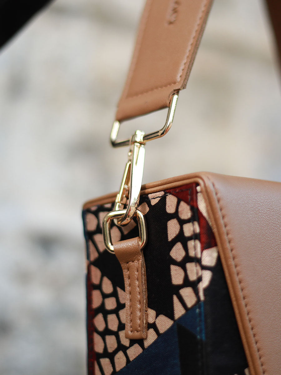 AXTRACT Beige Edgebox - Rectangular Kutchi Handcrafted Bag