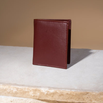 Vertical bifold wallet