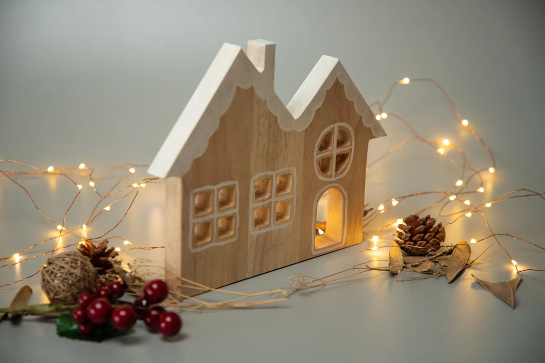 BIRCH & BUG Christmas Gingerbread House