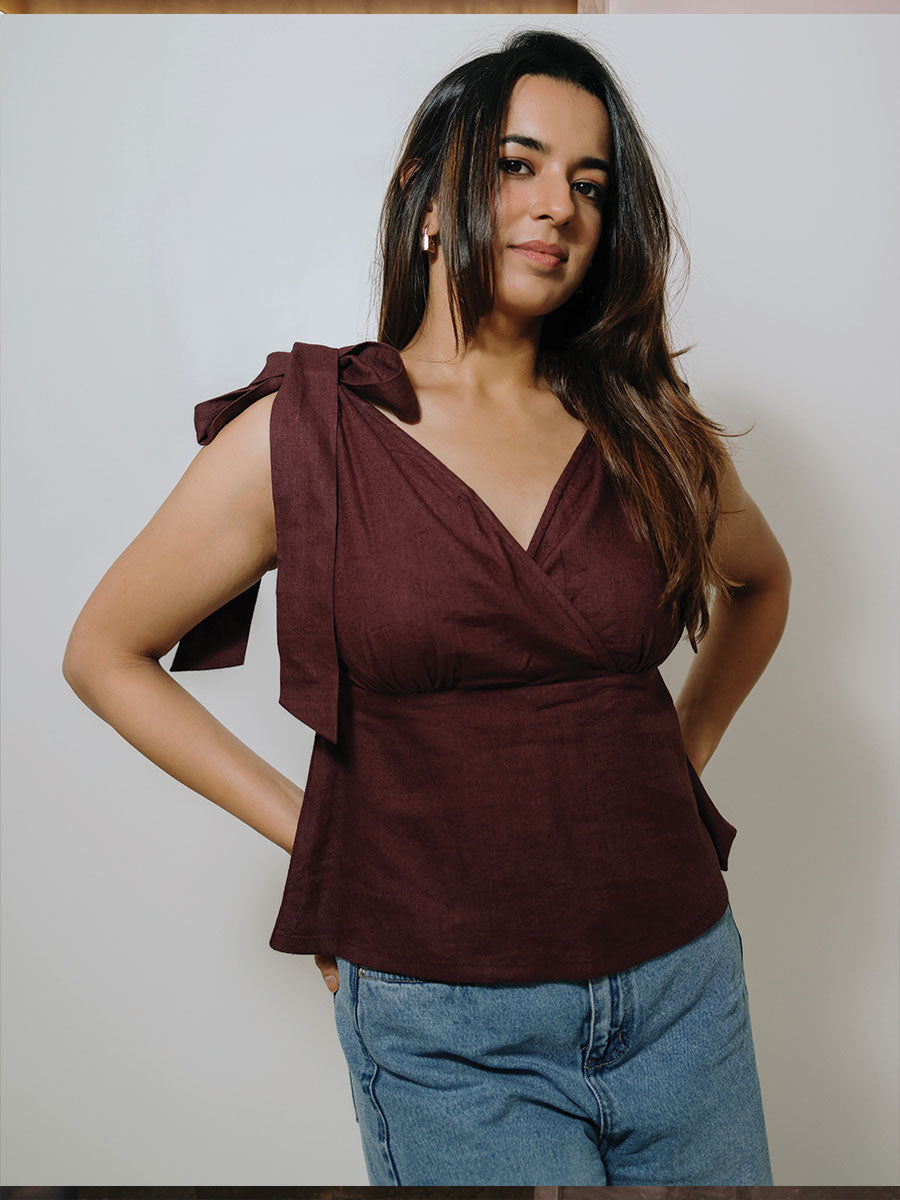 THE LINEN BOW TOP