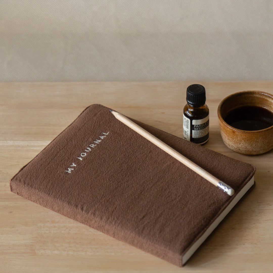 Akiiko Espresso Crinkle Journal
