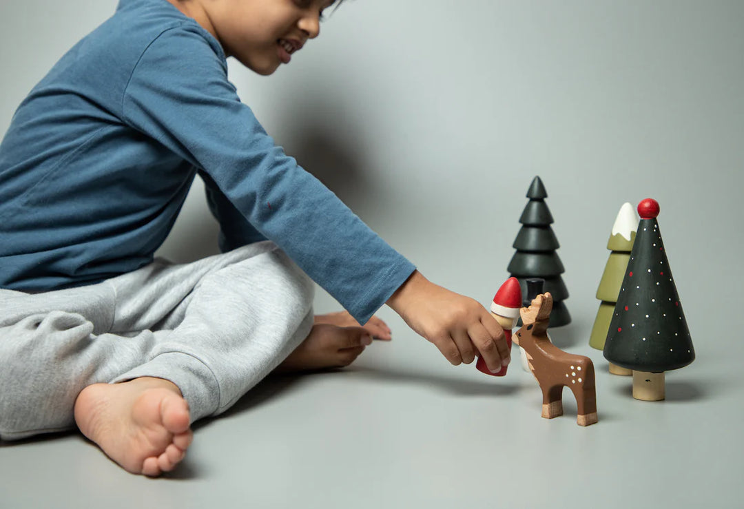 BIRCH & BUG Gingerbread House Christmas Playset