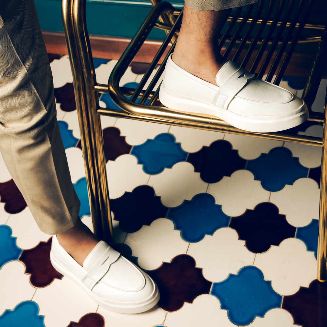 Monkstory Minimal Slip-On Sneakers - White