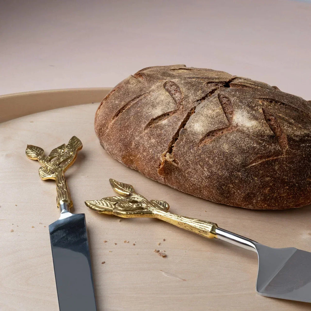 Pravaah Patram Cake and Knife