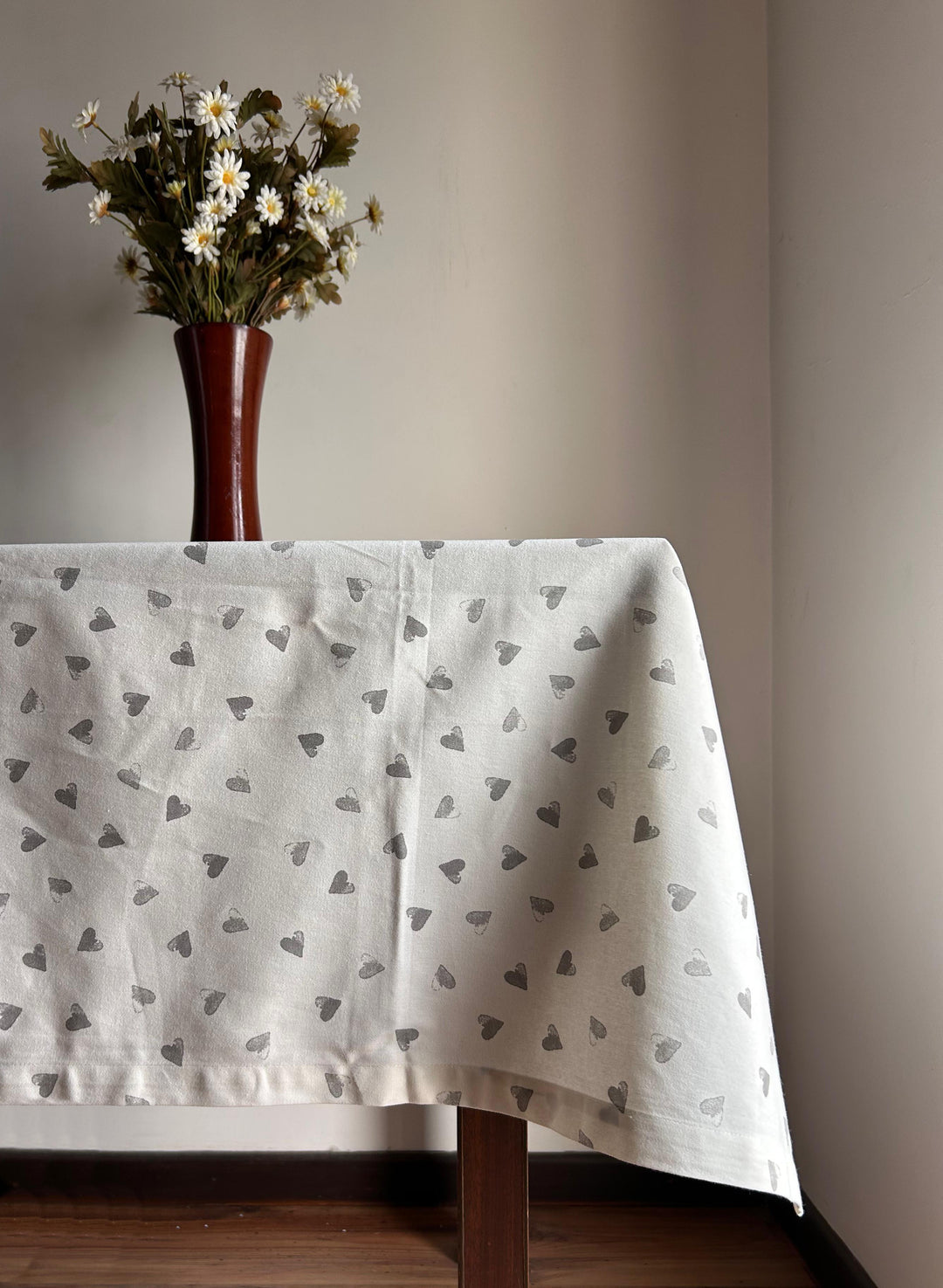Country Village Premium White Printed Cotton Table Cloth with Heart Design
