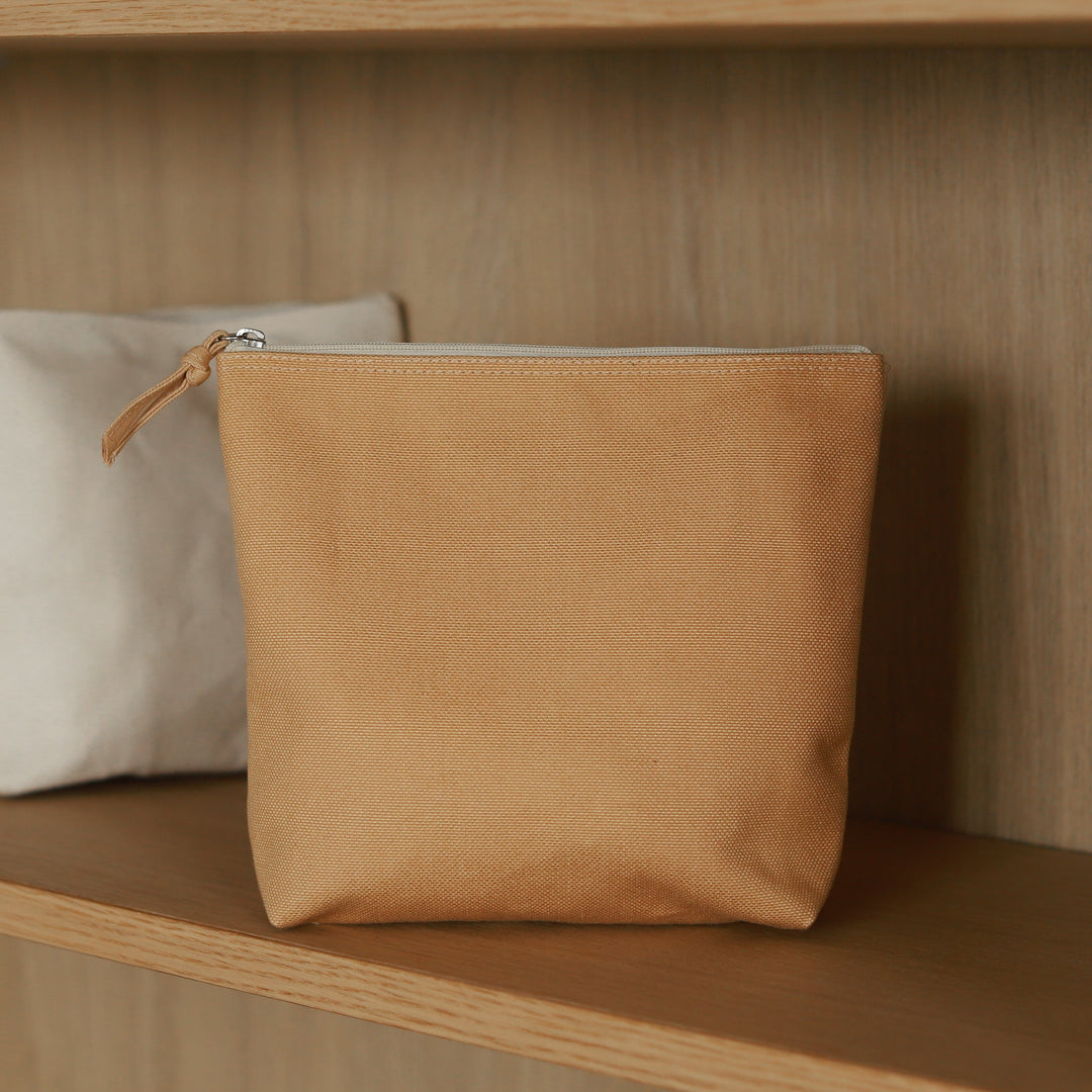 Akiiko Tall Bun Pouch