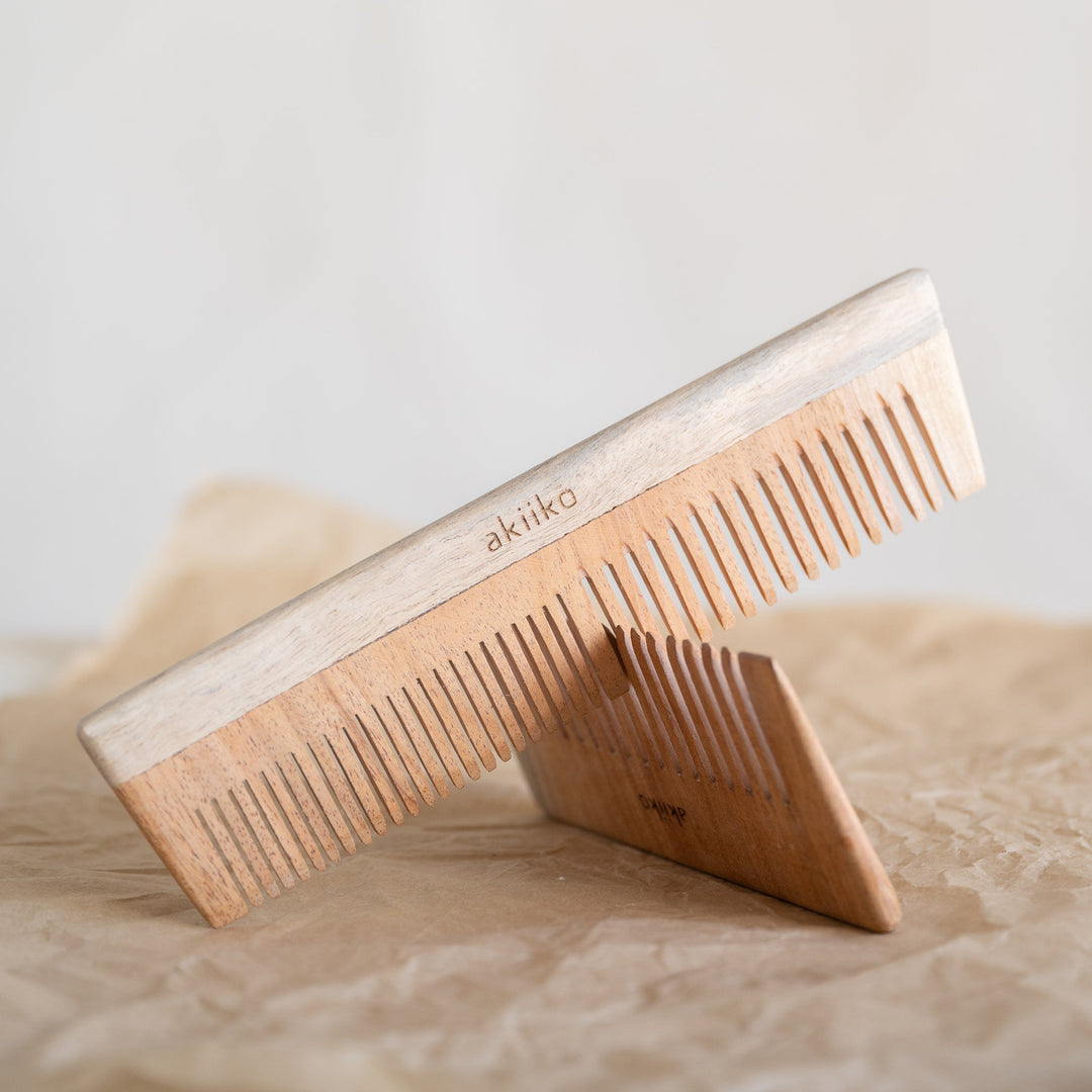 Akiiko Neem Wood Comb (Pack of 3)
