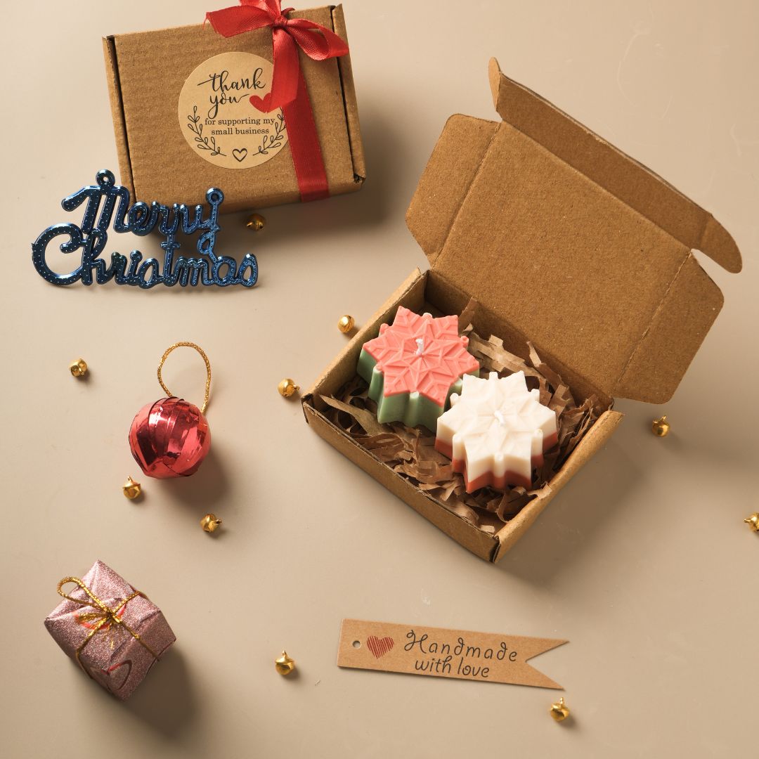 Ecokari Multicolored Snowflakes Soy Wax Scented Candle Set