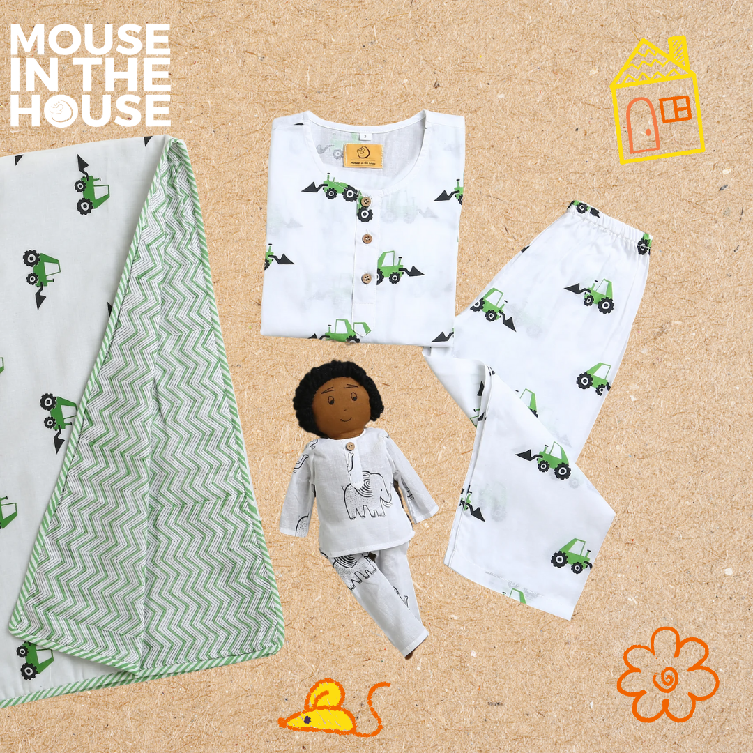 Mouse In The House Scoopy Excavator- Blanket