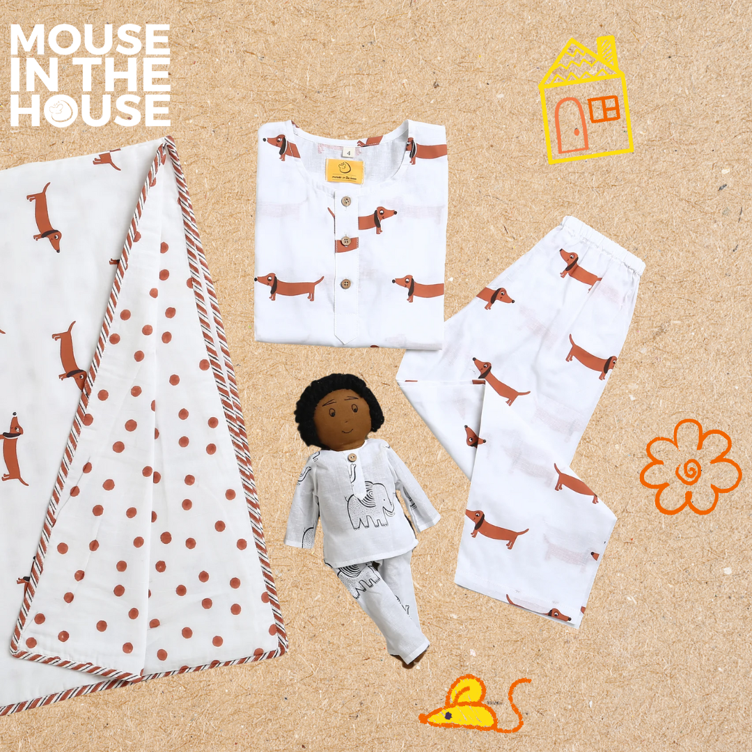 Mouse In The House A Dogs Life- Blanket