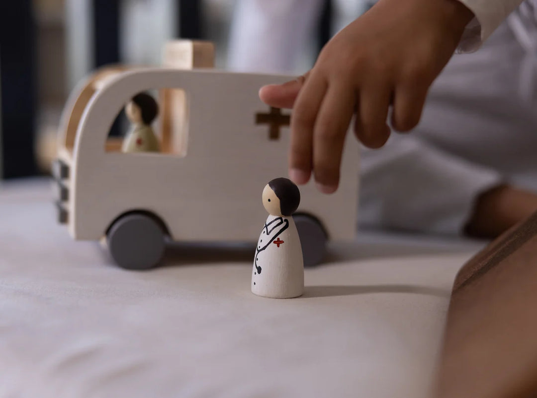 BIRCH & BUG Care-Cruiser Ambulance