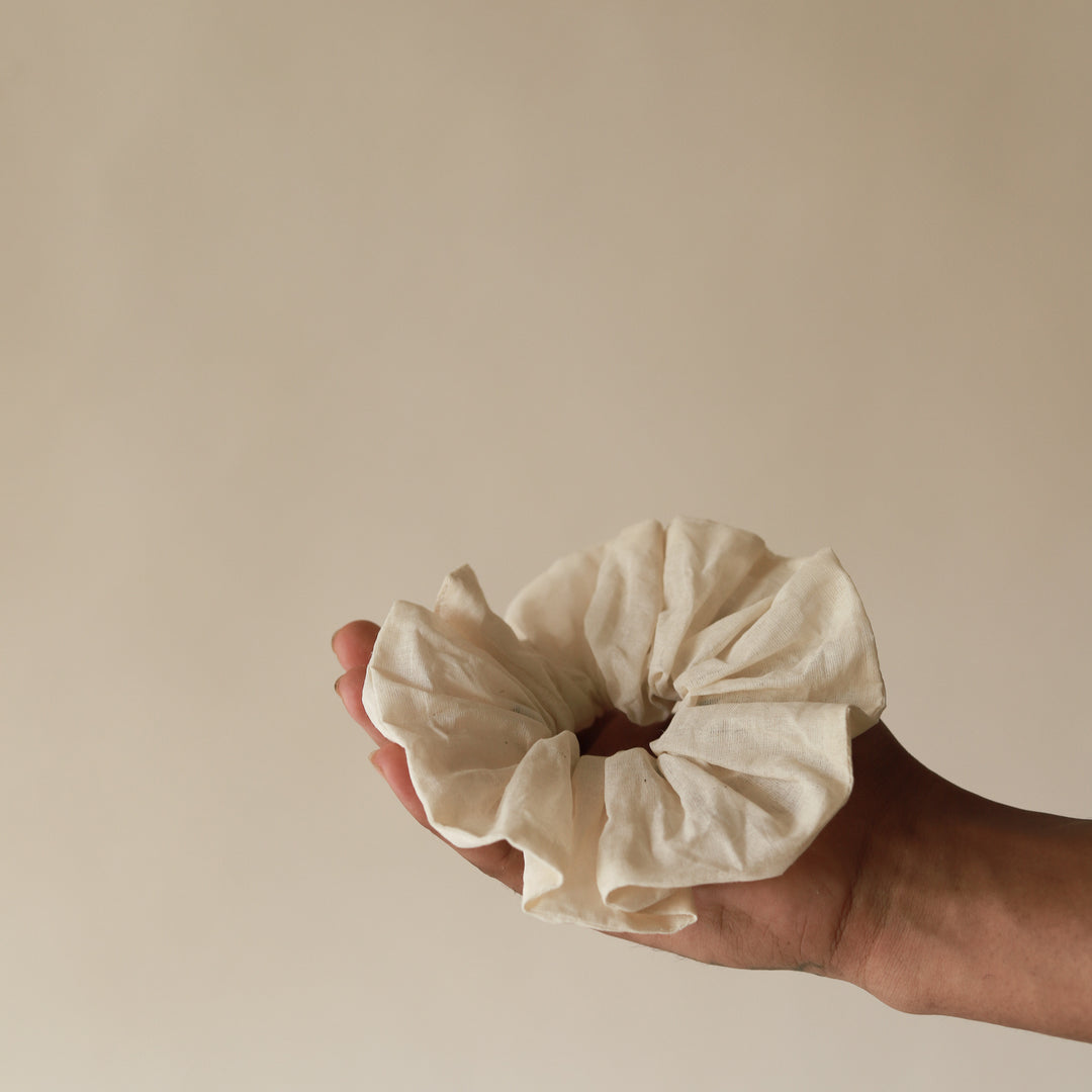 Akiiko Sutachi Scrunchies (Set of 3) - Cotton Canvas - Natural