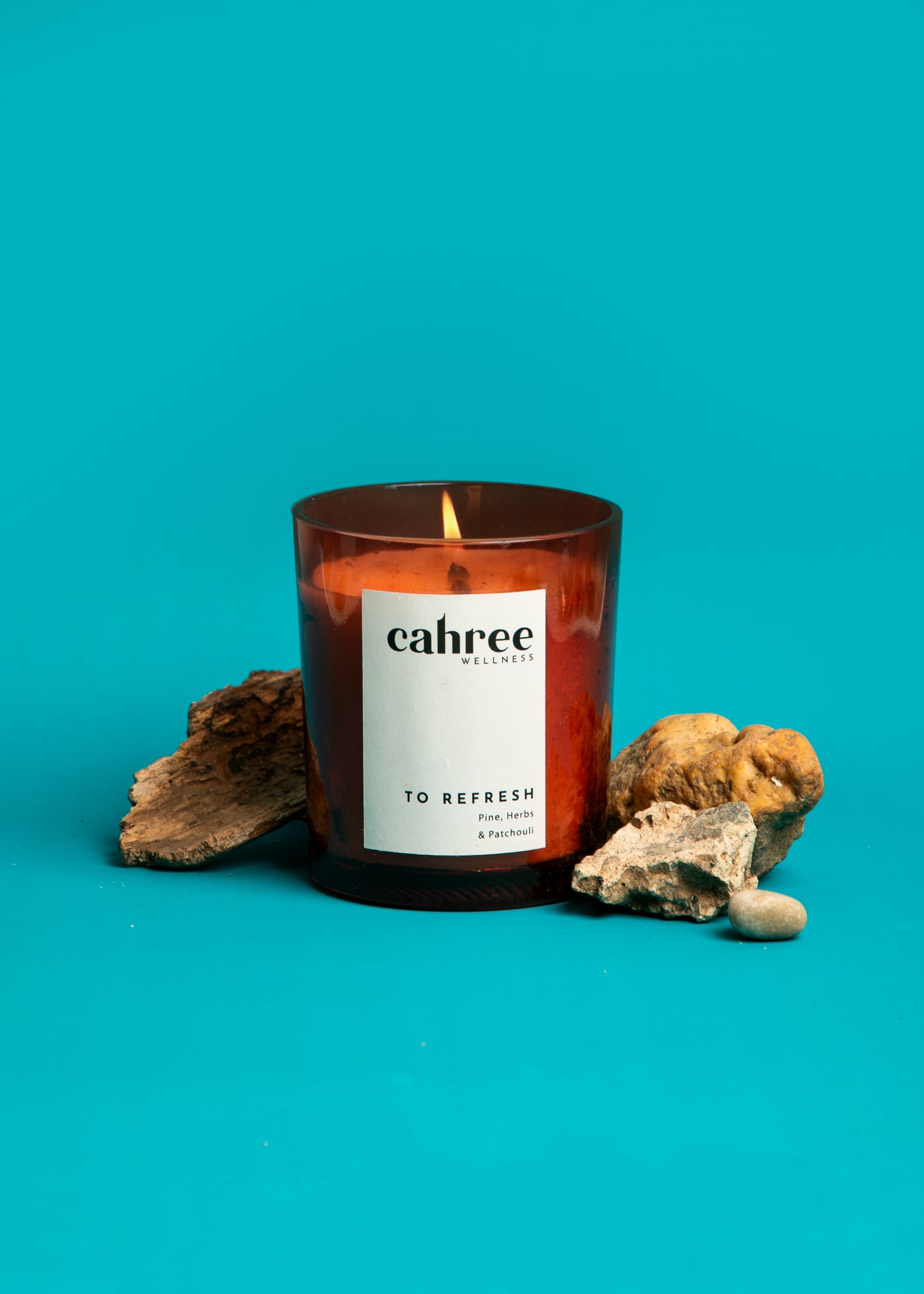 The Refresh candle: pine, herbs & patchouli