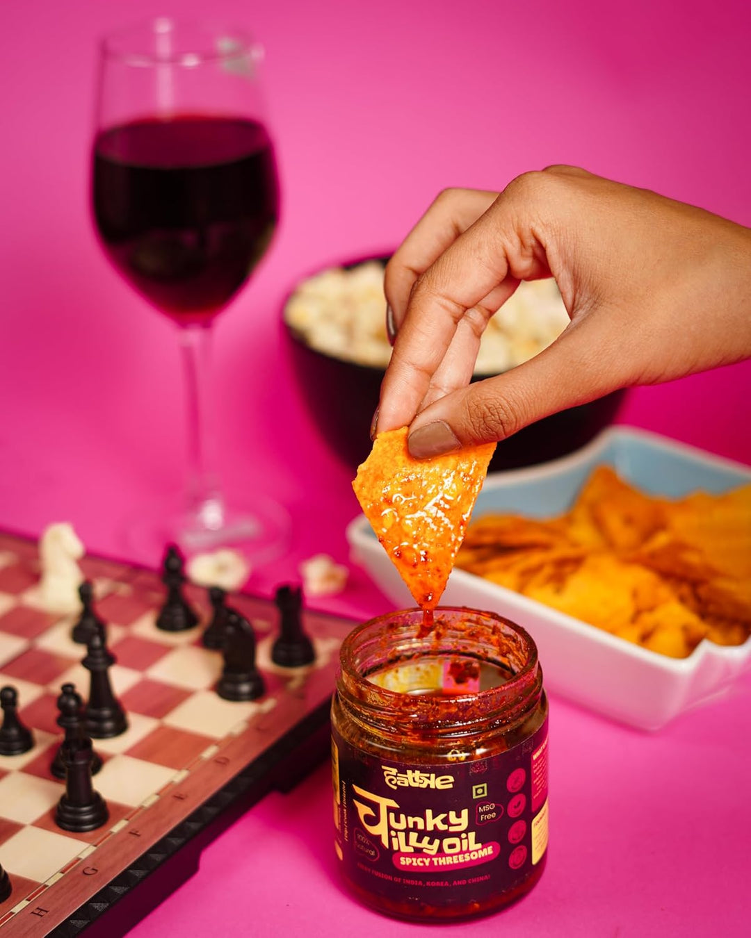 Hattke Chunky Chilli Oil Spicy Threesome 175gm | 100% Vegetarian | Natural & Fresh Ingredients | No Preservatives | Vegan | No Artificial Colours or Flavours | Chilli Paste