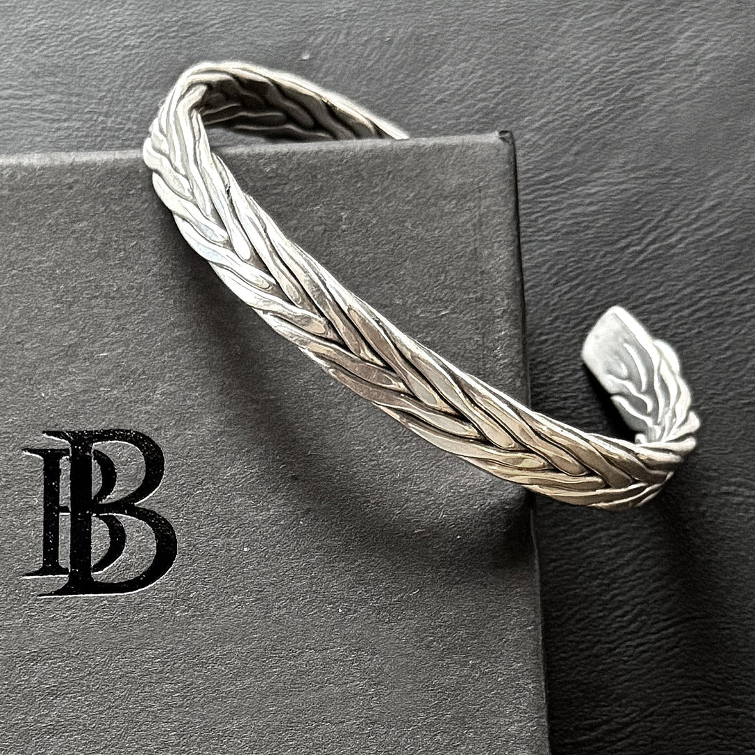 Woven Bali cuff bracelet in oxidixed 925 sterling silver