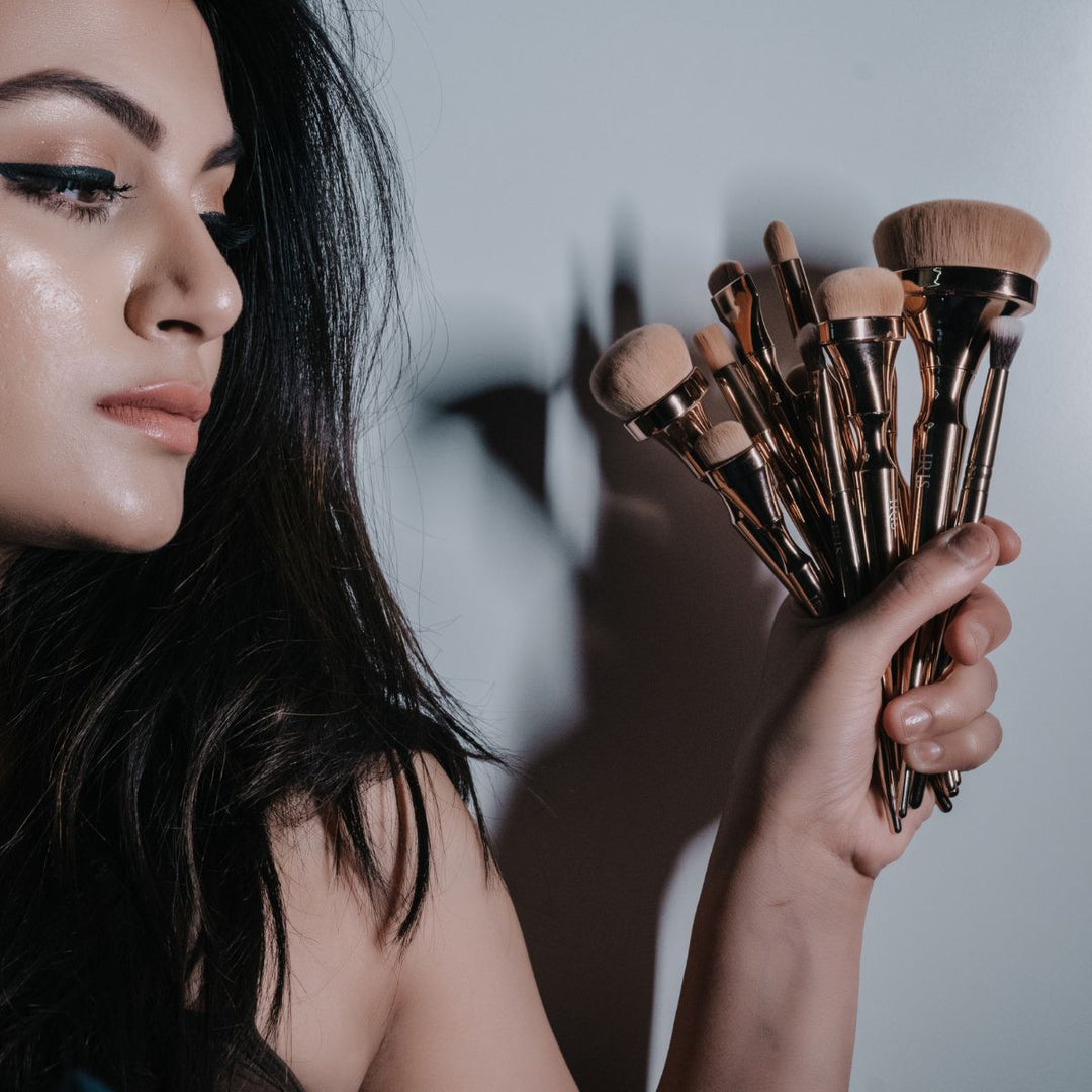 Iris Cosmetics Luminous Face Brush Set- 9 Pcs