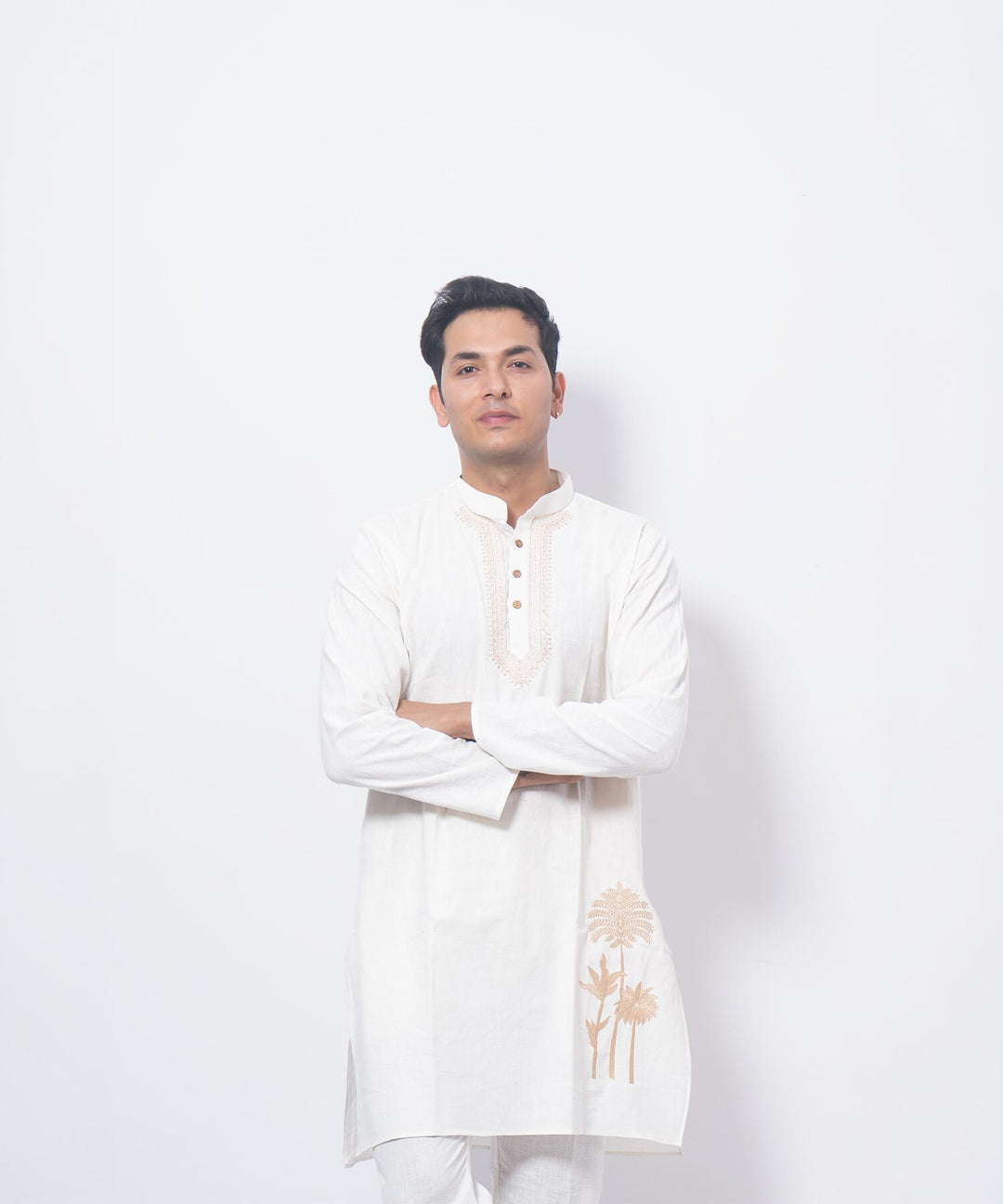 Elegant White Palm Embroidered Kurta Set