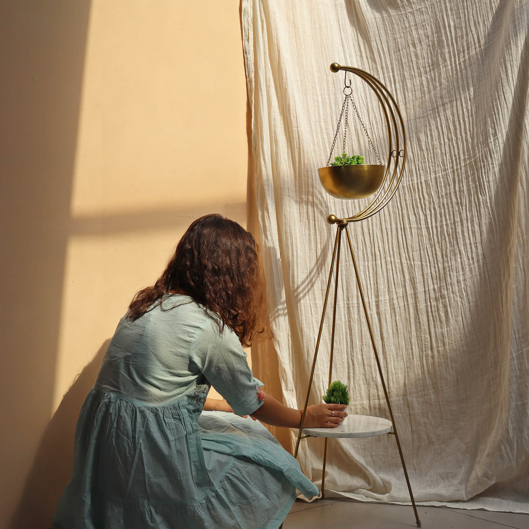 Muun Home tripod planter - Gold and White Marble