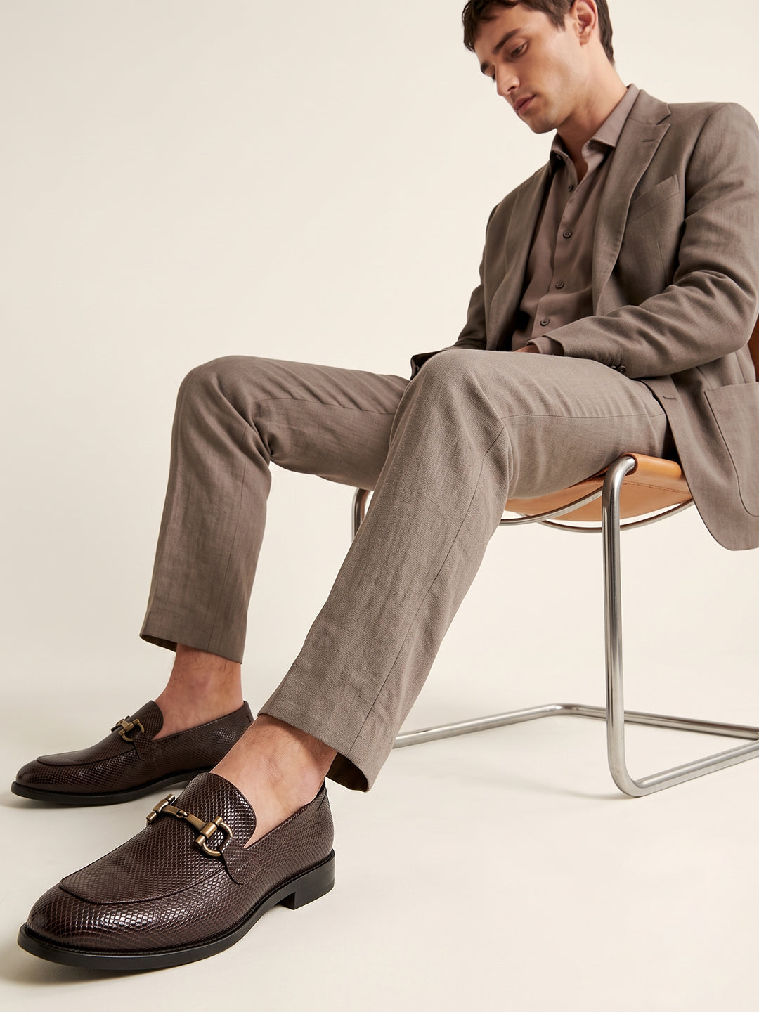 Stunner Brown Textured Loafers