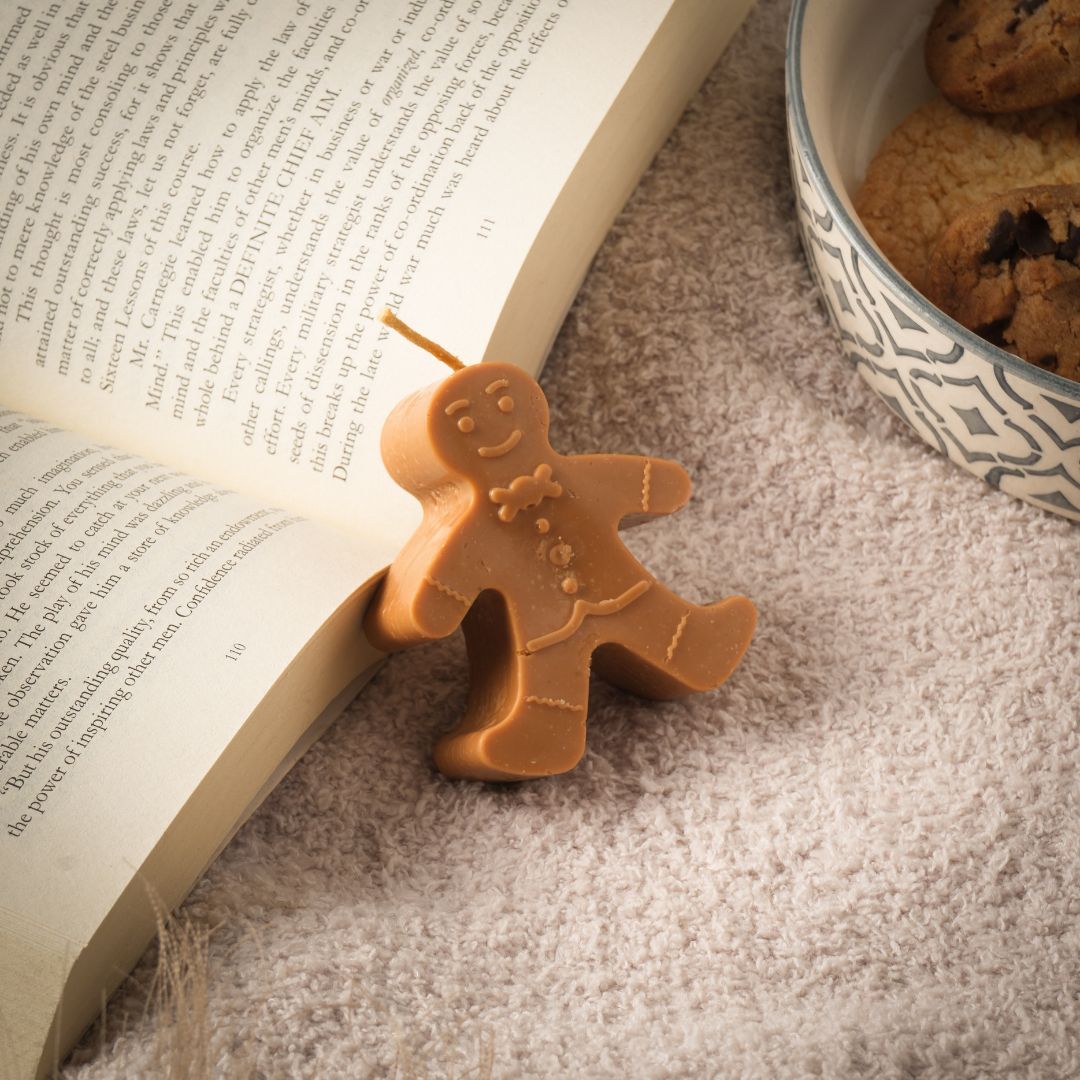 Ecokari Assorted Gingerbread Man Soy Candles for Christmas