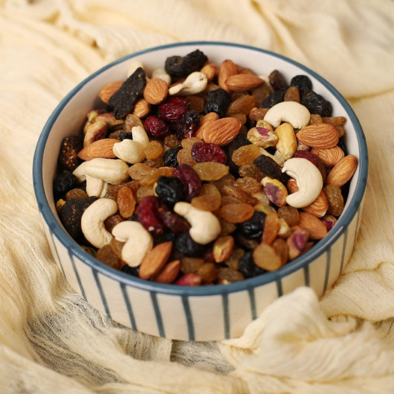 Premium Nuts & Berries Mix