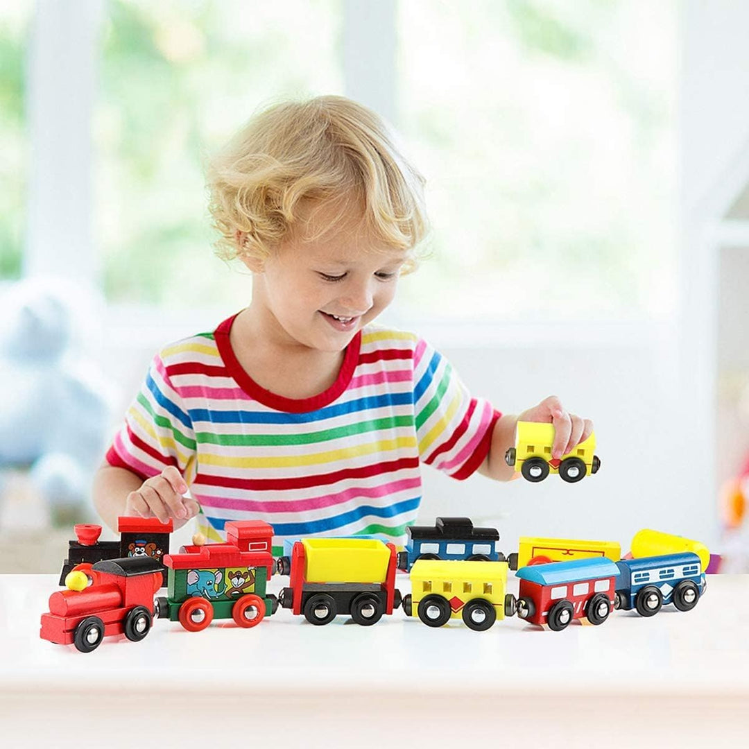 Wudly Wooden Little Magnetic Train Set (1 Random Set)