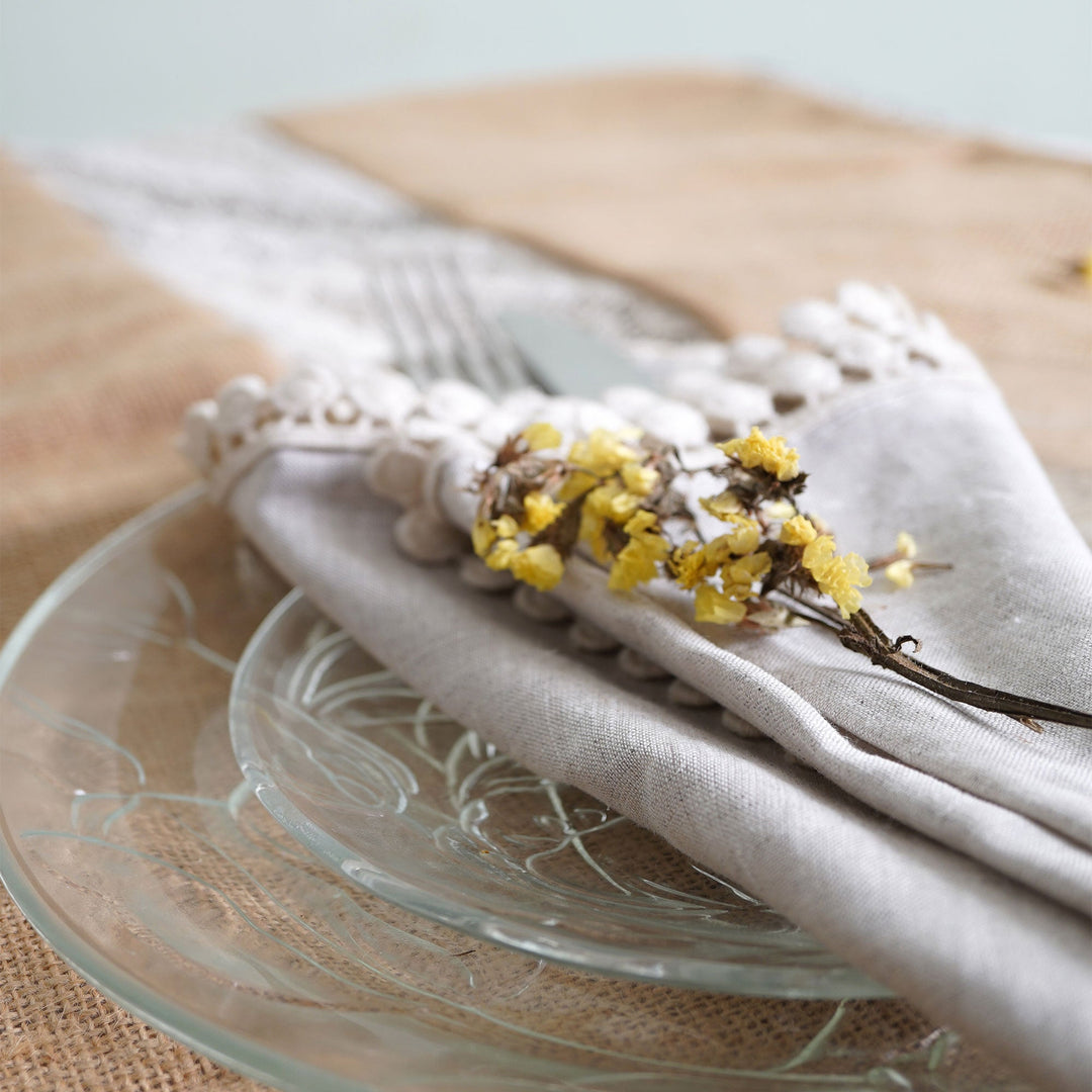 Pravaah Achala - napkin set with lace detailing