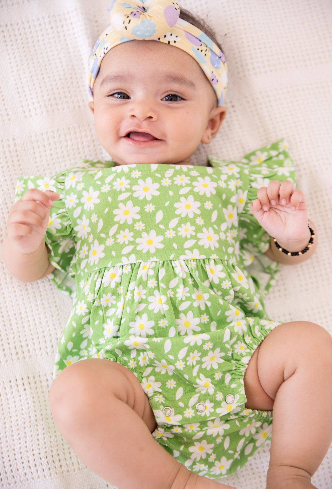 Ola! Otter Ruffle Sleeve Romper