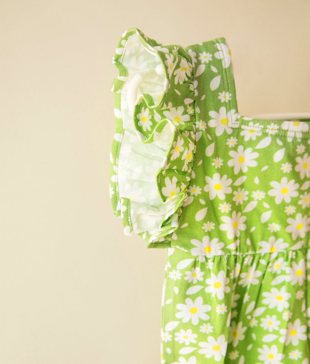 Ola! Otter Ruffle Sleeve Romper