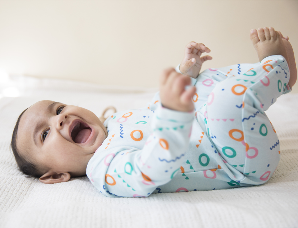 Ola! Otter Sleepsuit