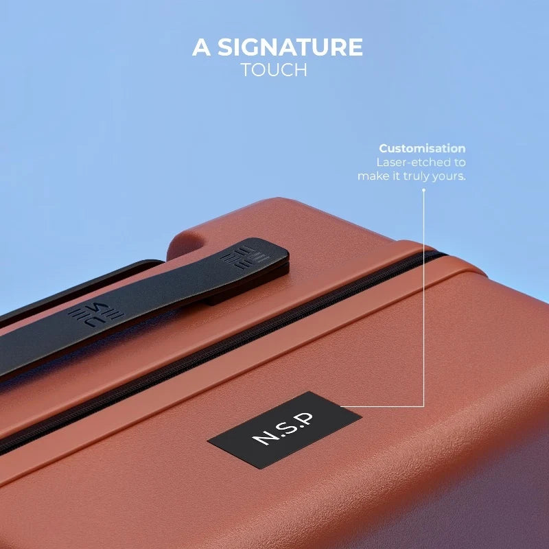 Eume Classic Check-In Medium