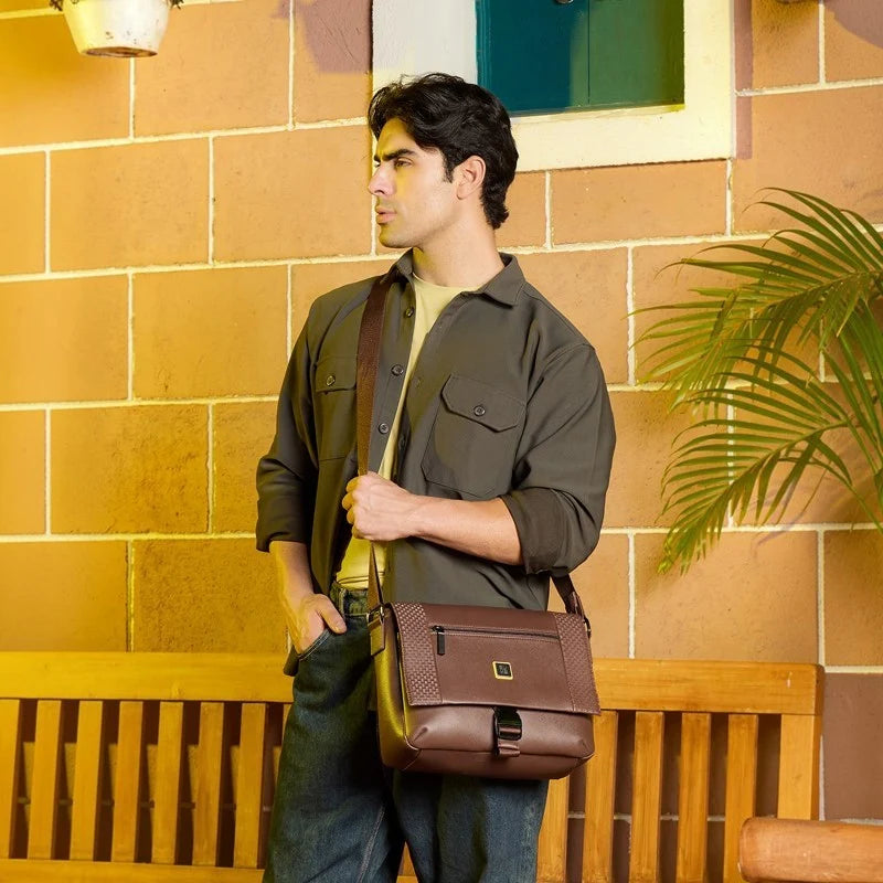 Eume Tarmac Tablet Sling Bag