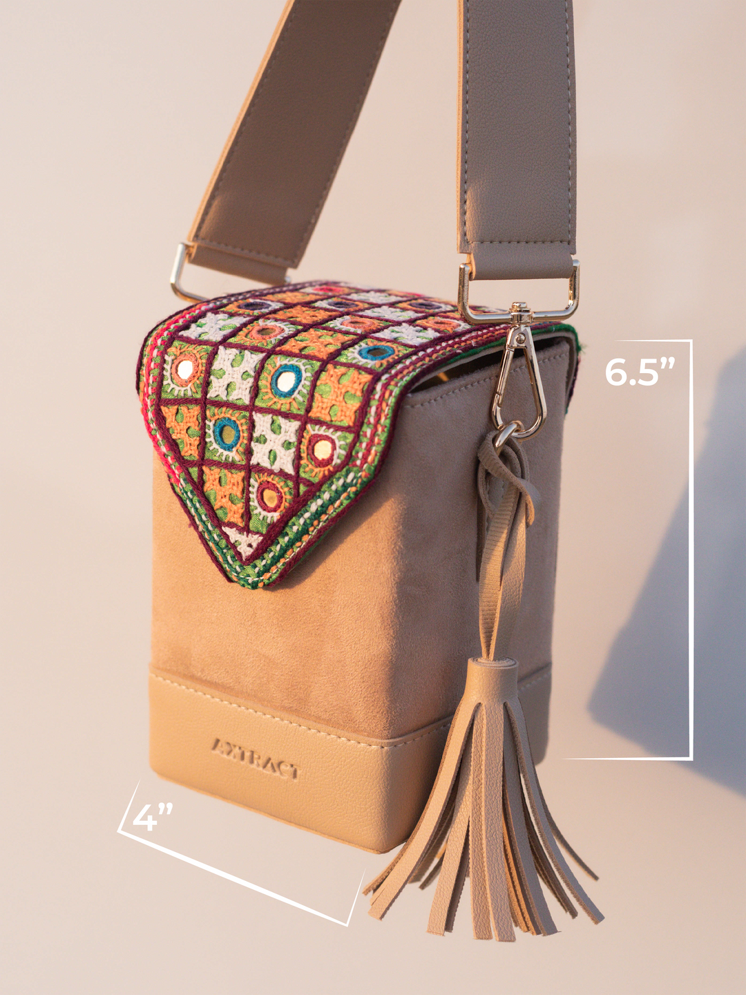 AXTRACT The Little Box - BEIGE