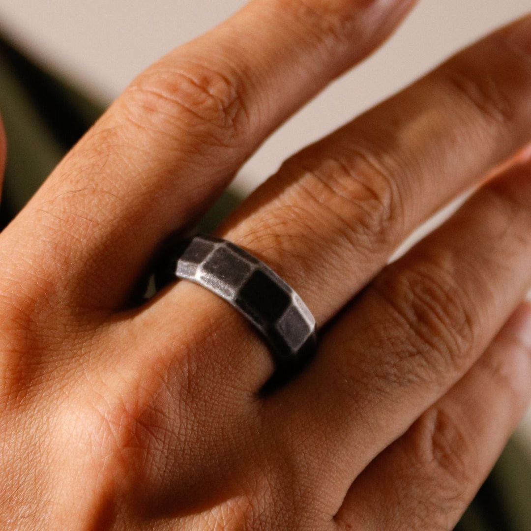 Hexa Industrial Facet Ring in Oxidized finish