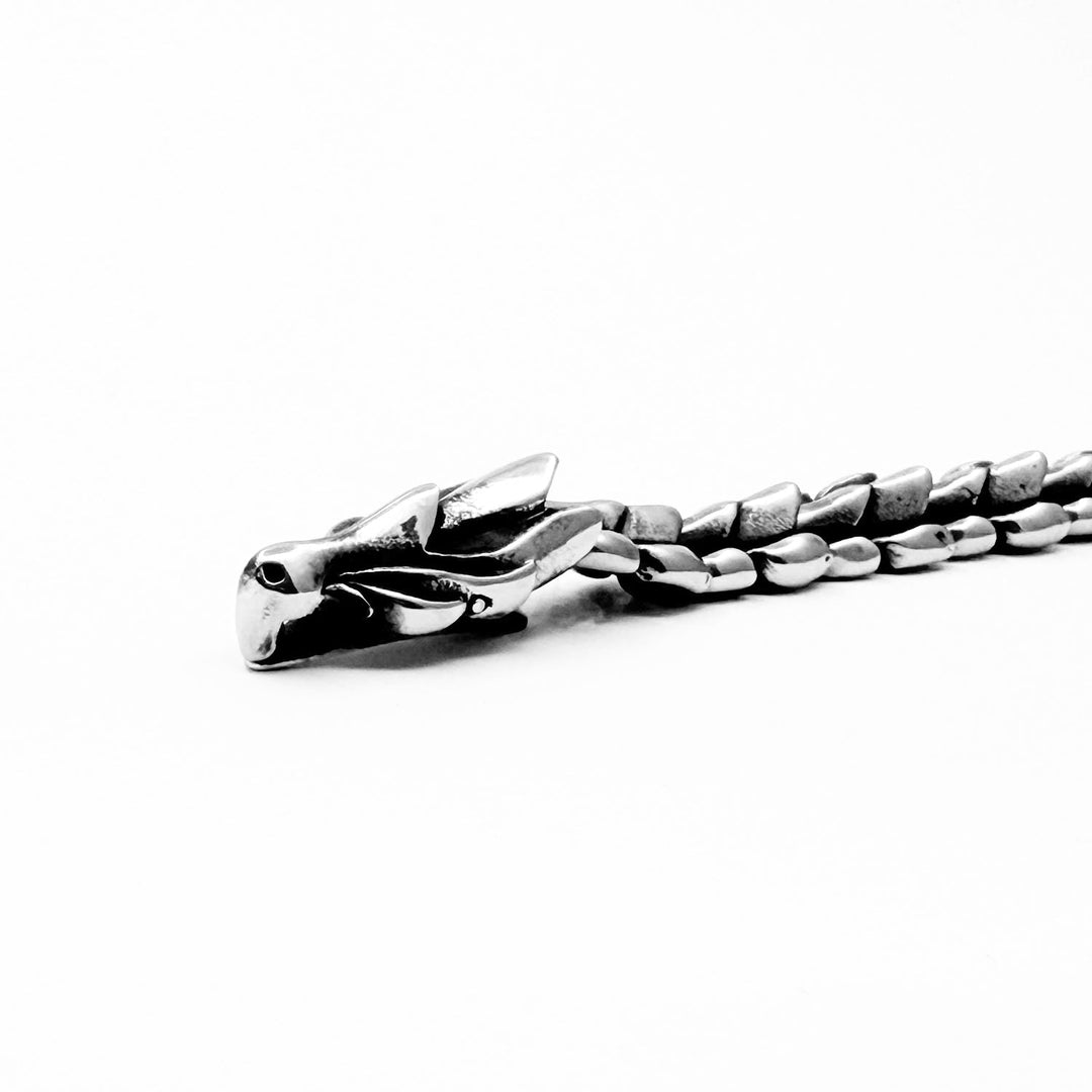 The Falcon chain Bracelet in Oxidized Finish