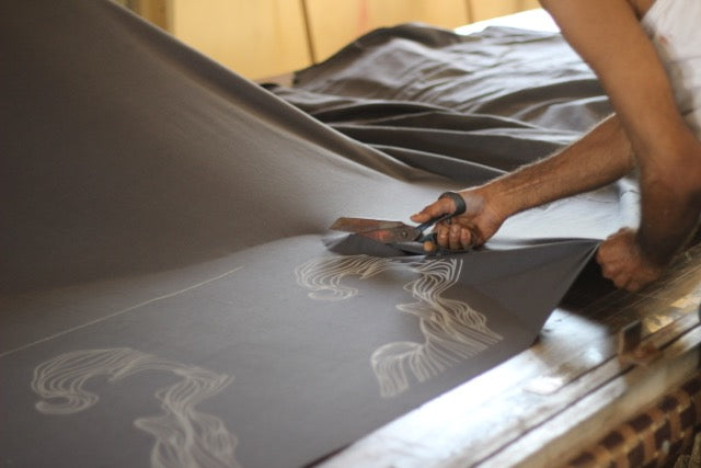 Pravaah Eni table linen set | pure hemp | table runner, napkins and placemats | antibacterial home linens